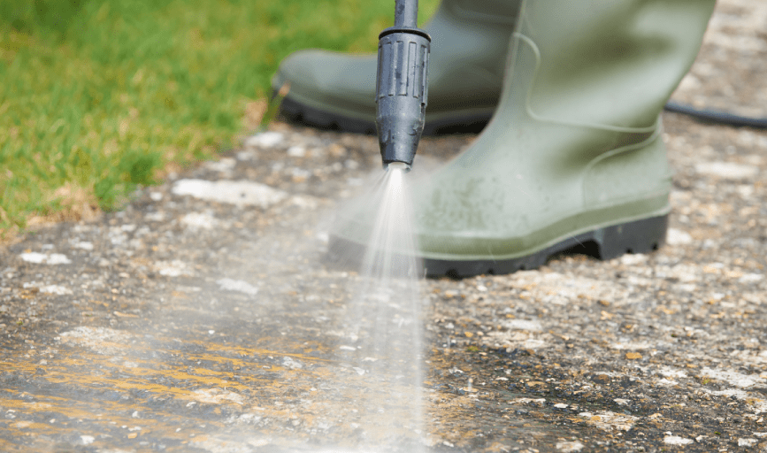 DRIVEWAY PRESSURE WASHING